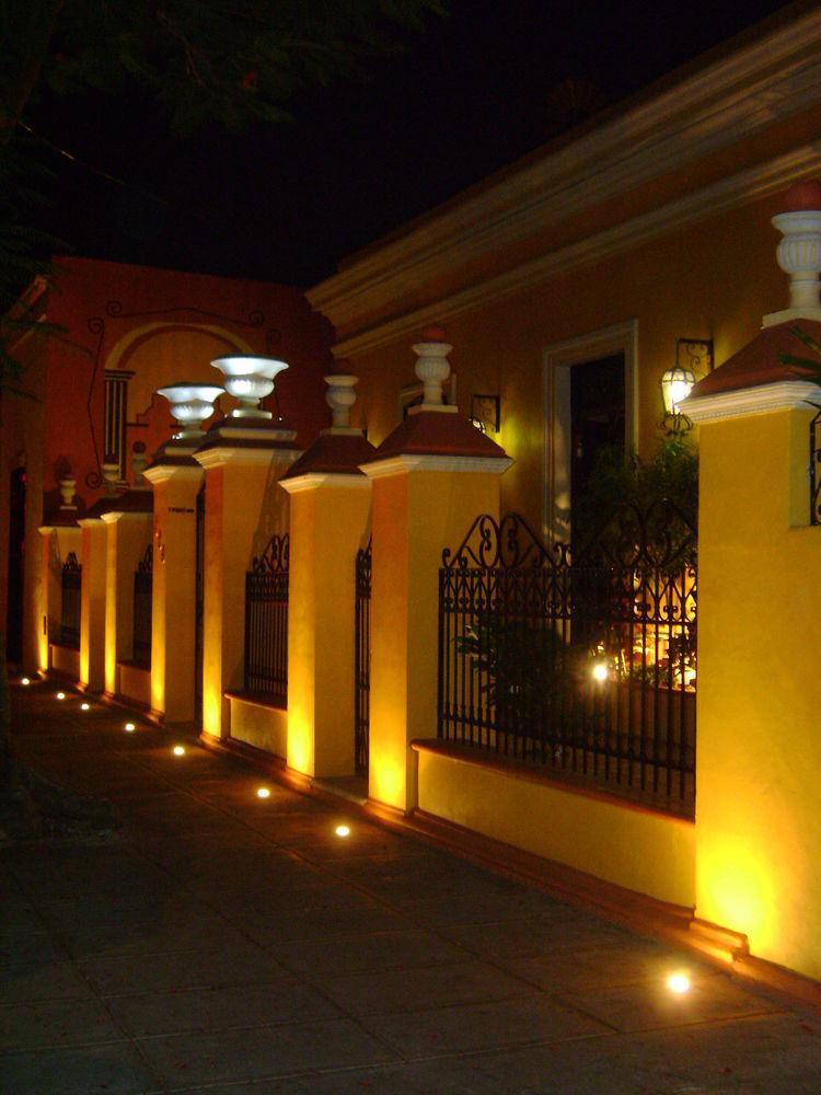 Casa De Las Columnas Merida Exterior photo