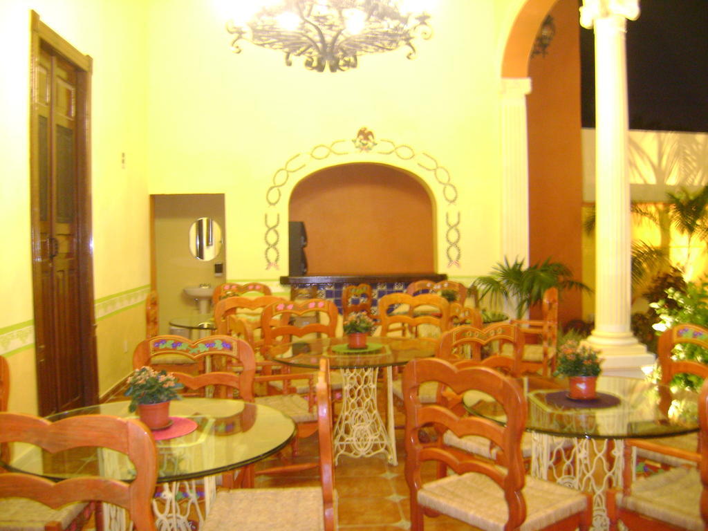 Casa De Las Columnas Merida Exterior photo